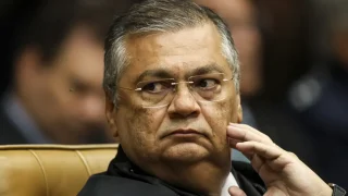 Dino diz que pagamento de novos penduricalhos está proibido